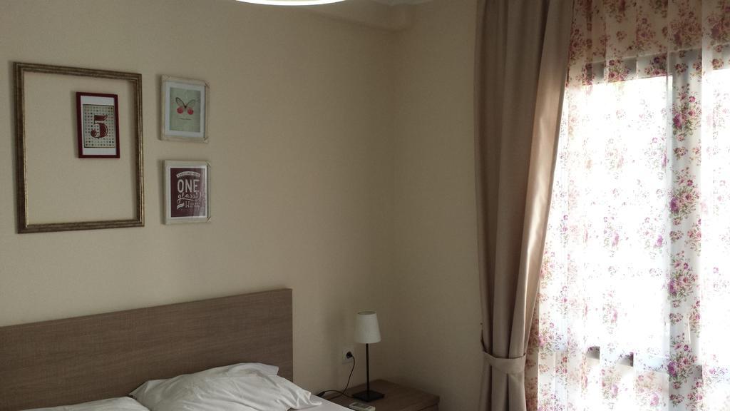 Apartments Fortunella 布德瓦 客房 照片
