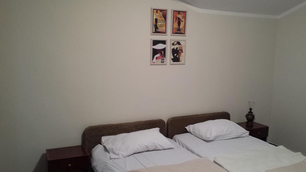 Apartments Fortunella 布德瓦 客房 照片